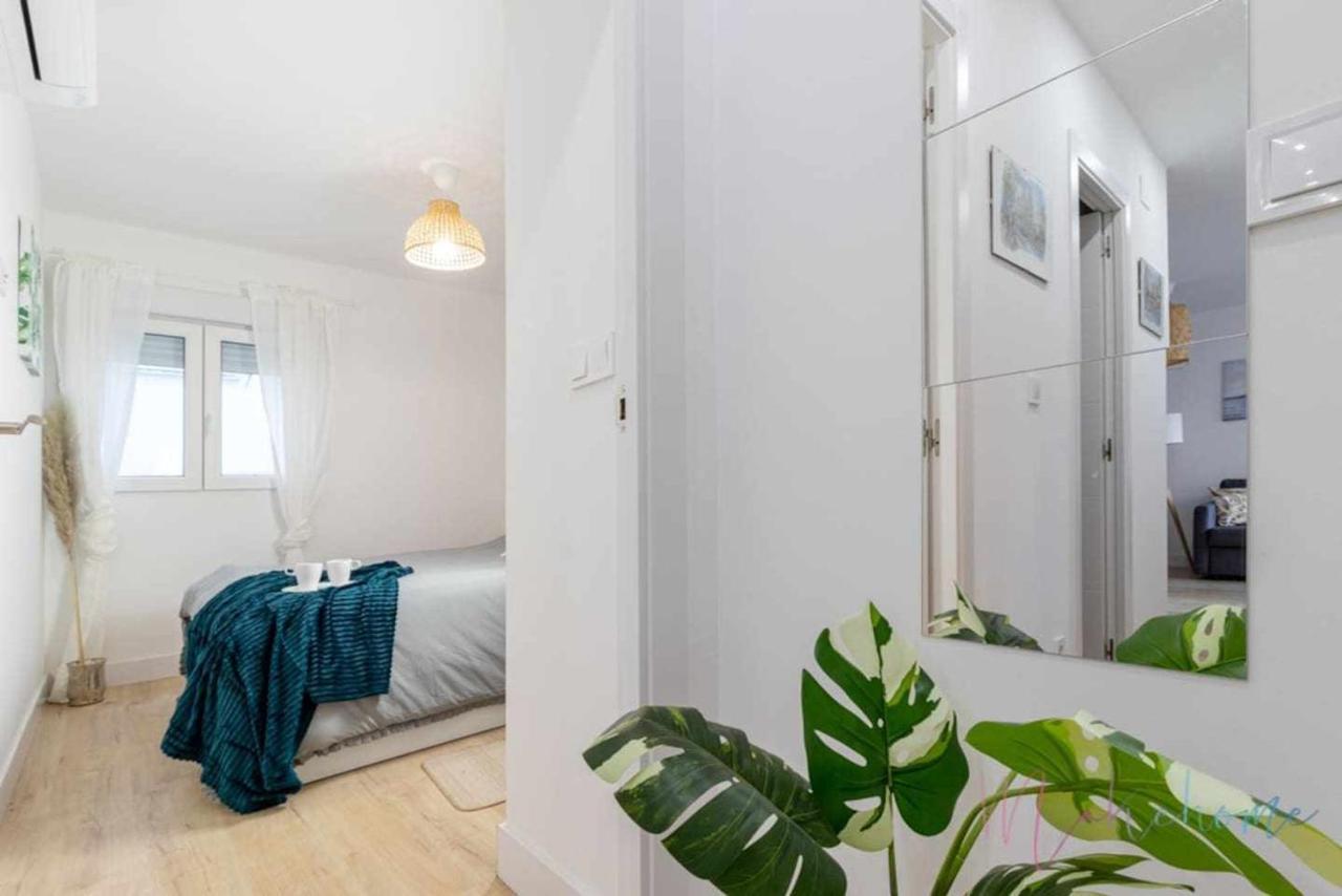 2 Apartamento En Estadio Sevilla 6 Plazas 3 Hab Y Metro エクステリア 写真